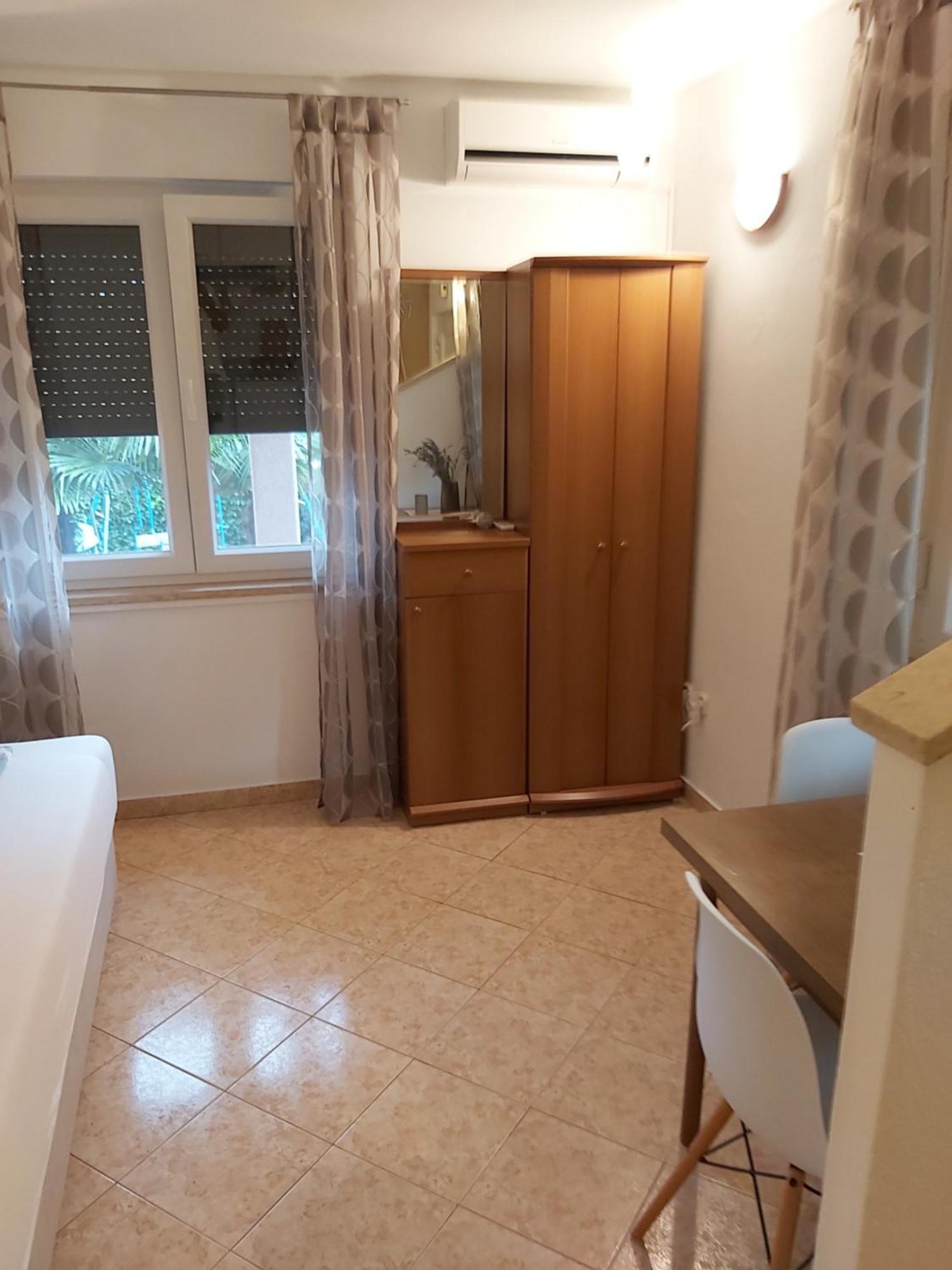 Ferienwohnung Mit 2 Schlafzimmer Oder Studio Apartment - Istrien-Fiorini Brtonigla Exterior foto